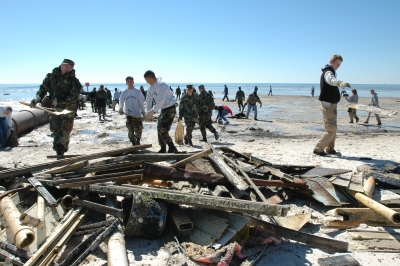 Beach Cleanup Volunteers - FEMA image